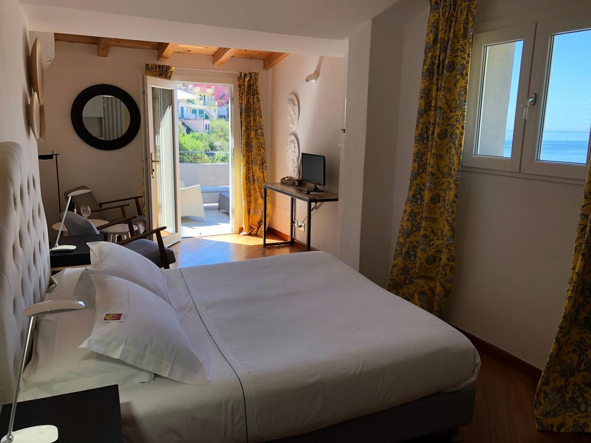 La Torretta Lodge مانارولا المظهر الخارجي الصورة